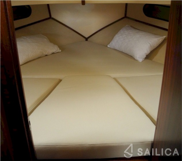 Adria 28 Luxus - Yacht Charter Sailica