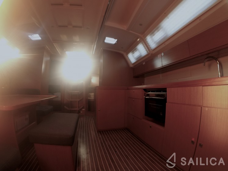 Bavaria 46 Cruiser - Yacht Charter Sailica