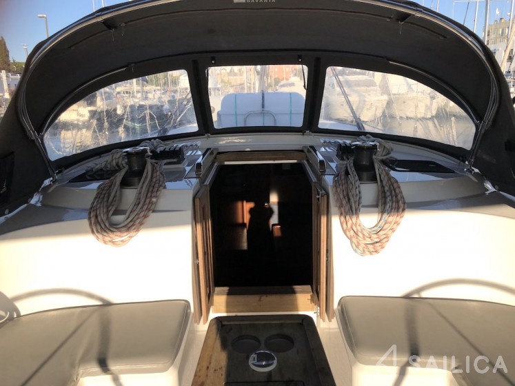 Bavaria 46 Cruiser - Yacht Charter Sailica