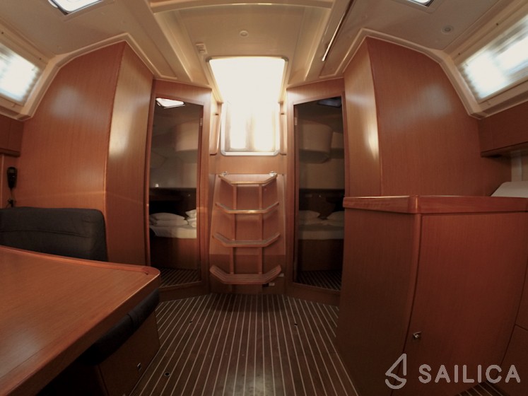 Bavaria 46 Cruiser - Yacht Charter Sailica