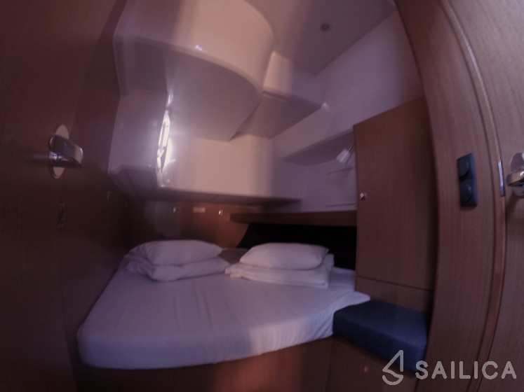 Bavaria 46 Cruiser - Yacht Charter Sailica