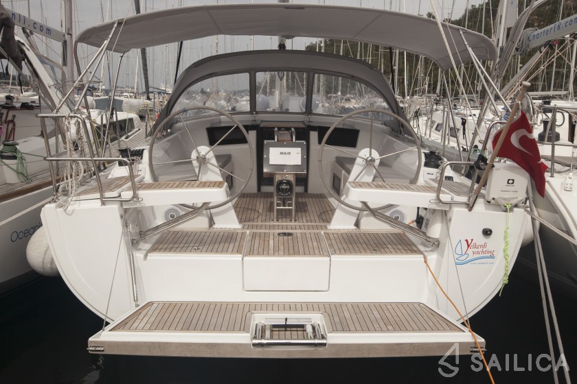 Hanse 388 - Yacht Charter Sailica