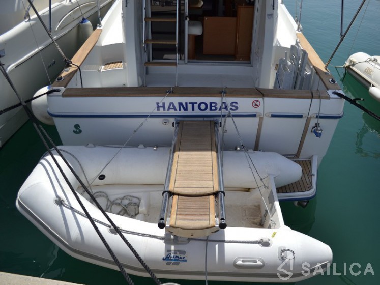 Antares 10.80 - Yacht Charter Sailica