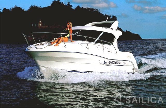 Quicksilver 750 - Yacht Charter Sailica