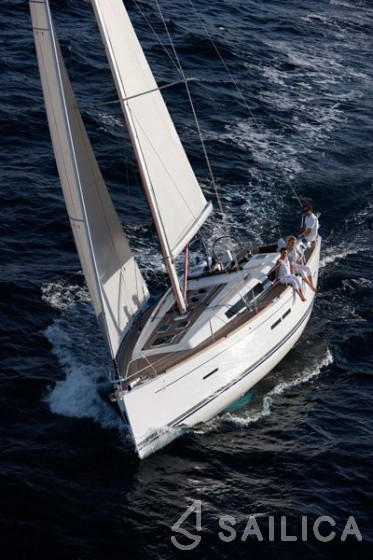 Dufour 405 - Yacht Charter Sailica