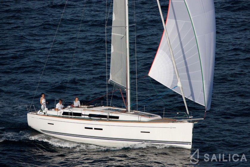 Dufour 405 - Yacht Charter Sailica
