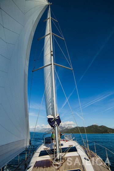 Elan 514 Impression - Yacht Charter Sailica