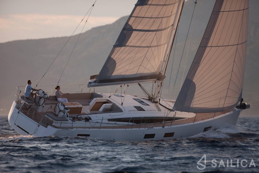 Jeanneau 54 - Yacht Charter Sailica