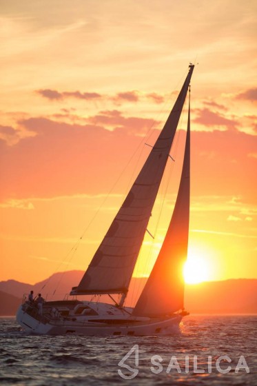 Jeanneau 54 - Yacht Charter Sailica