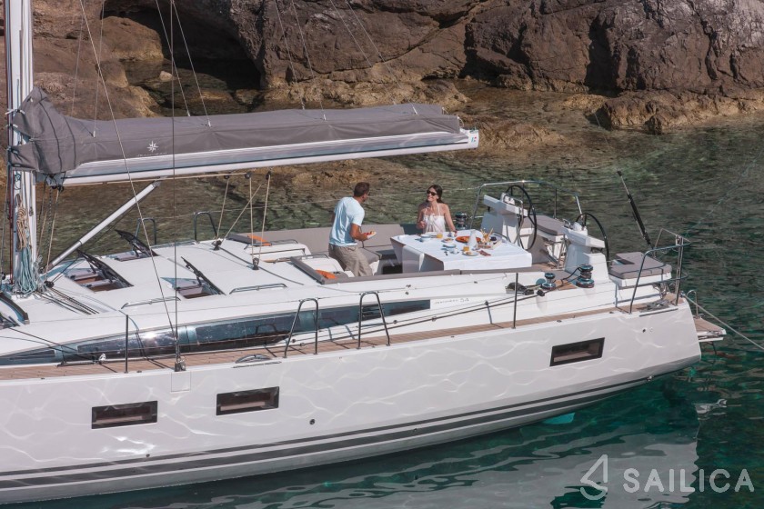 Jeanneau 54 - Yacht Charter Sailica