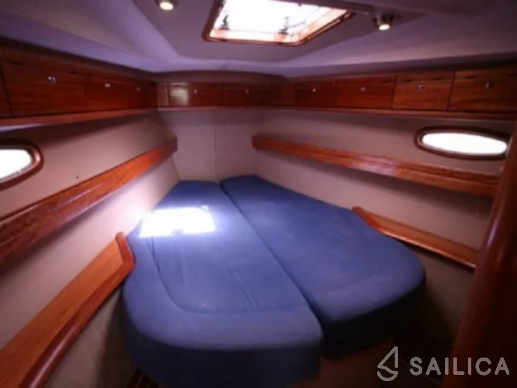 Bavaria 42 Cruiser - Yacht Charter Sailica