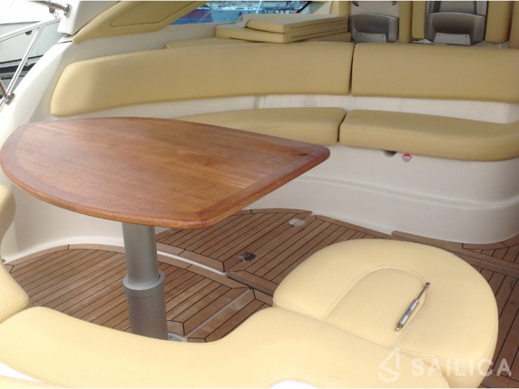 Cranchi 43 Sport Top - Yacht Charter Sailica