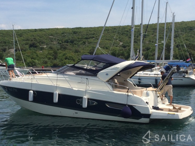 Cranchi Zaffiro 36 - Yacht Charter Sailica