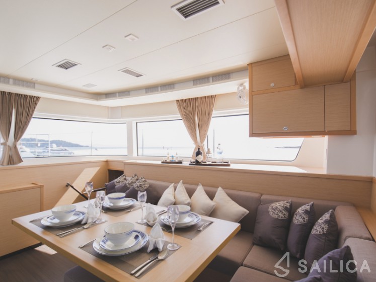 Lagoon 52F - Yacht Charter Sailica