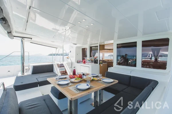 Lagoon 52F - Yacht Charter Sailica