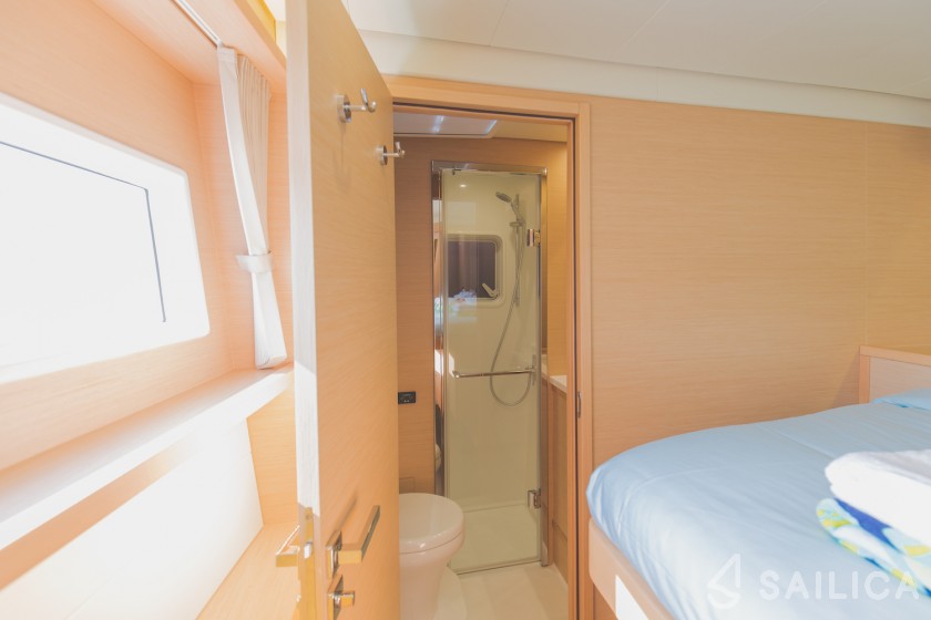 Lagoon 52F - Yacht Charter Sailica