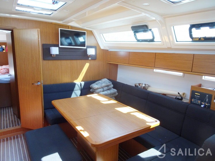 Bavaria 46 Cruiser - Yacht Charter Sailica