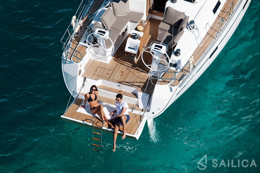 Bavaria 46 Cruiser - Yacht Charter Sailica
