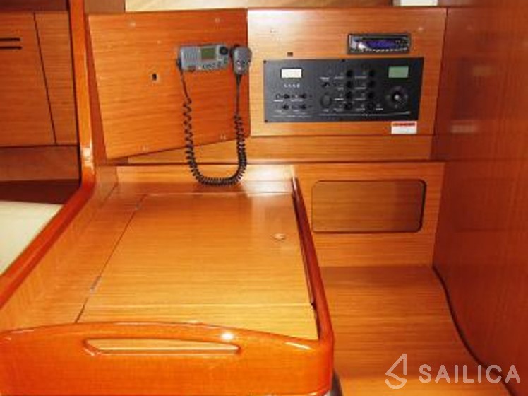 Cyclades 50.5 - Yacht Charter Sailica