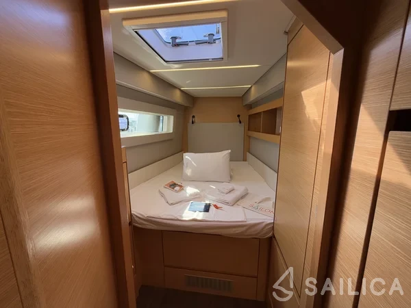 Nautitech 46 Fly - Yacht Charter Sailica