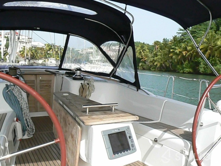 Oceanis 54 - Yacht Charter Sailica