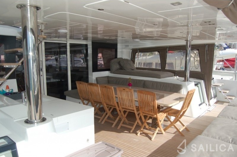 Lagoon 620 - Yacht Charter Sailica