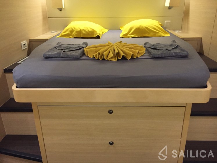 Lagoon 620 - Yacht Charter Sailica