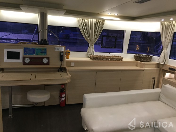 Lagoon 620 - Yacht Charter Sailica