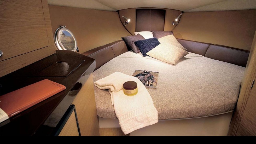 Sessa Marine S26 - Yacht Charter Sailica
