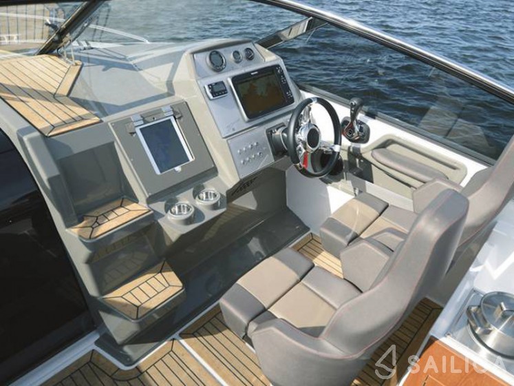 Finnmaster T8 - Yacht Charter Sailica