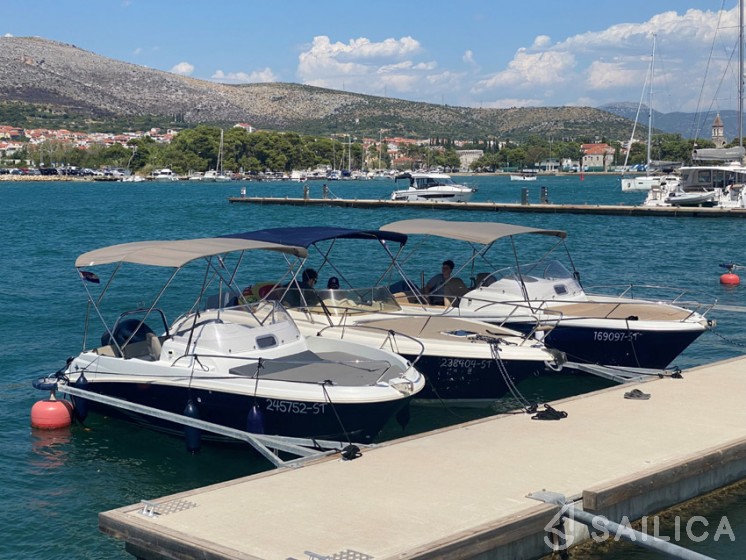 Eolo 650 - Yacht Charter Sailica