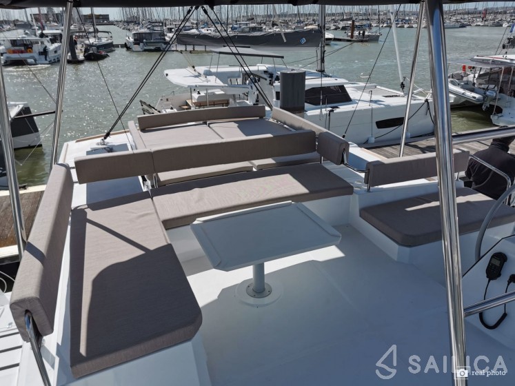 Bali 4.6 - Yacht Charter Sailica