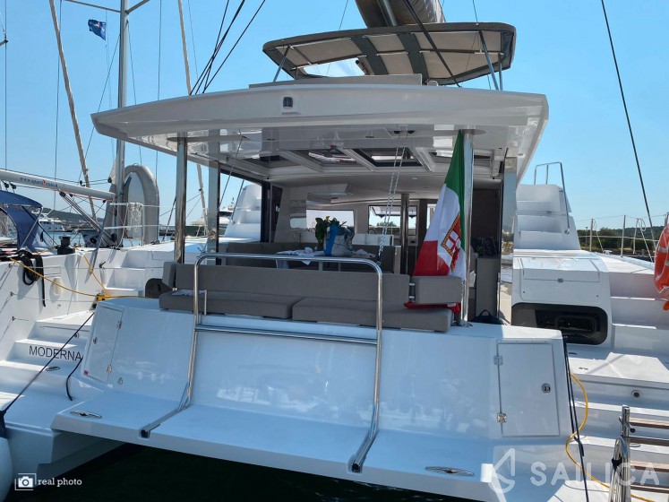 Bali 4.6 - Yacht Charter Sailica
