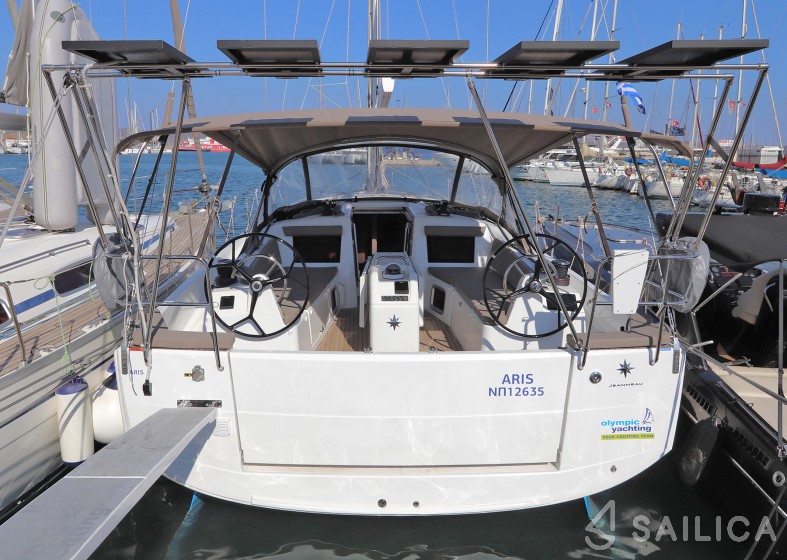 Sun Odyssey 410 - Yacht Charter Sailica
