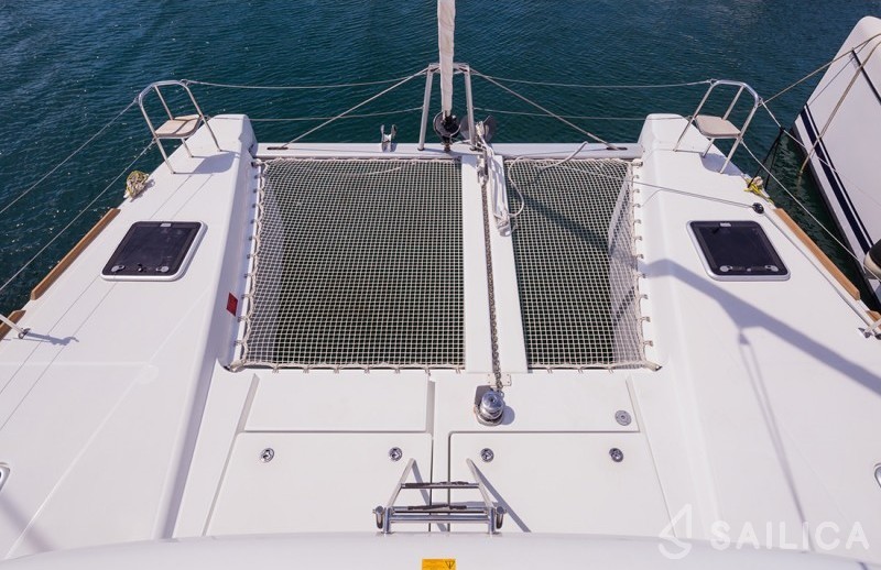 Lagoon 39 - Yacht Charter Sailica