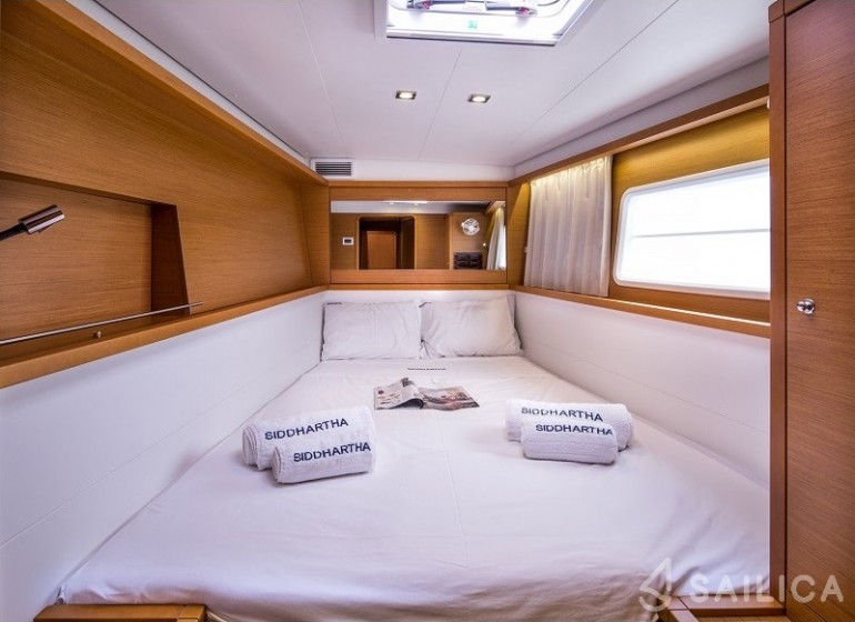 Lagoon 450 - Yacht Charter Sailica