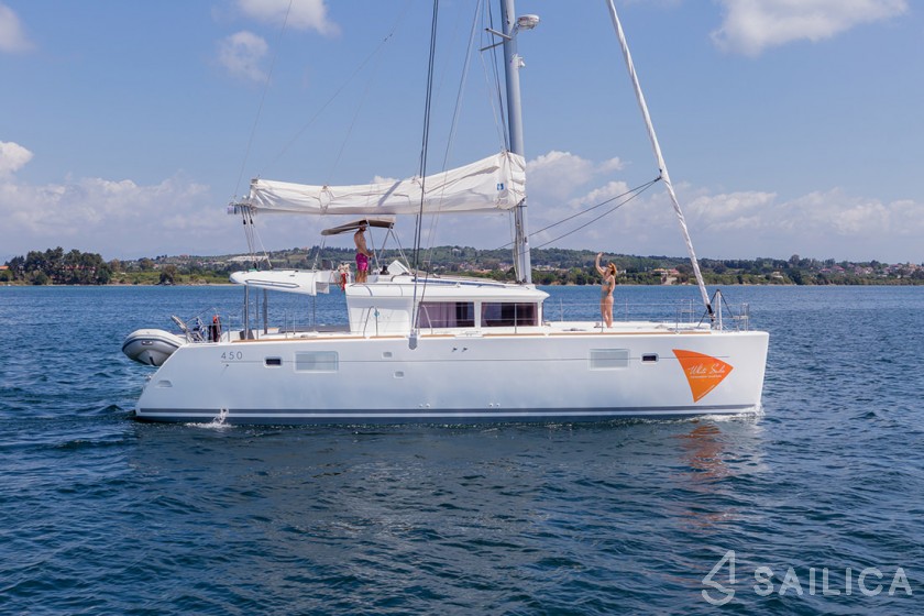 Lagoon 450 - Yacht Charter Sailica