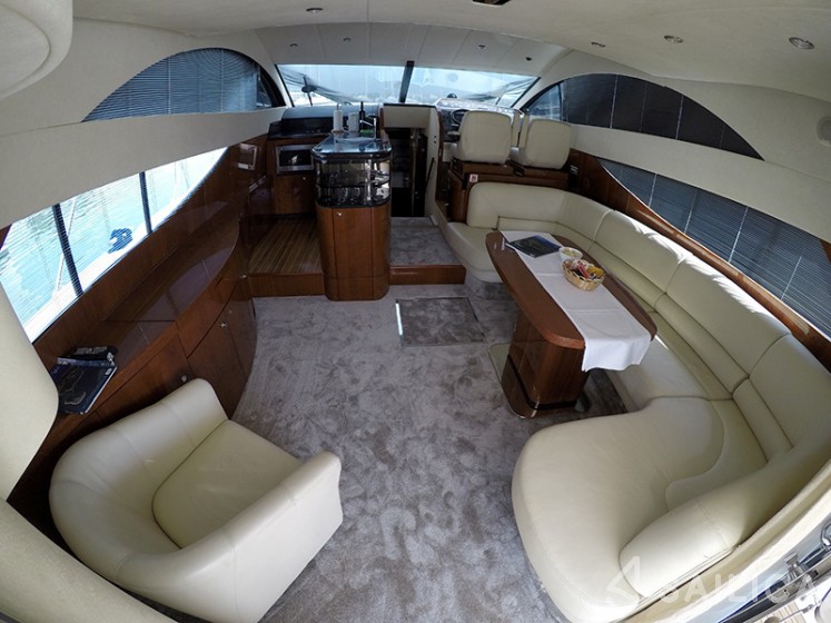 Phantom 50 - Yacht Charter Sailica