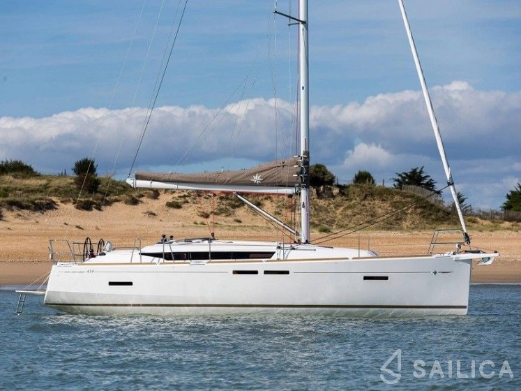 Sun Odyssey 419 - Yacht Charter Sailica