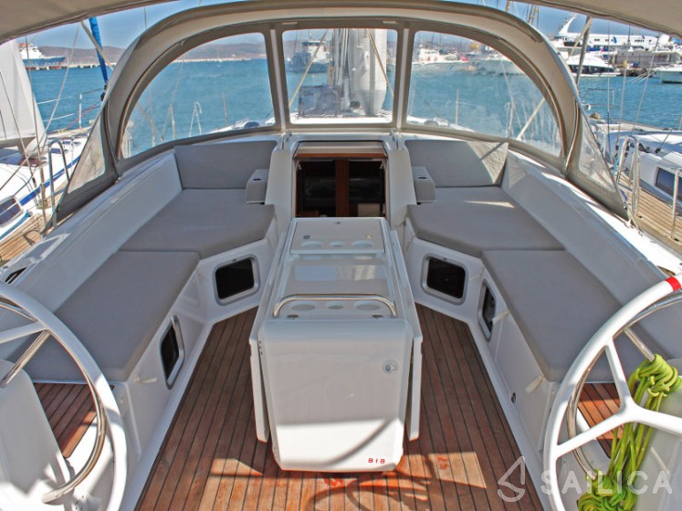 Jeanneau 54 - Yacht Charter Sailica
