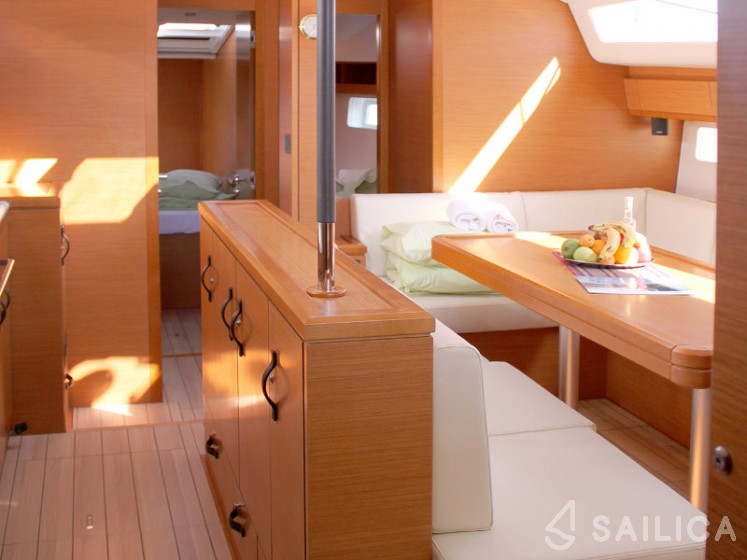 Jeanneau 54 - Yacht Charter Sailica
