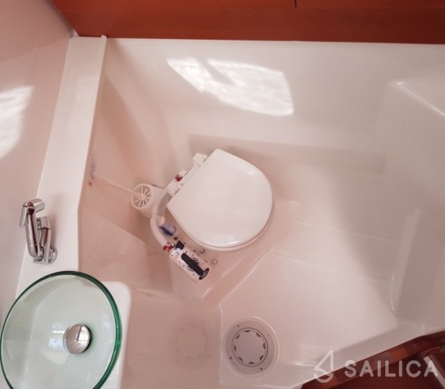 Dufour 460 Grand Large - Yacht Charter Sailica