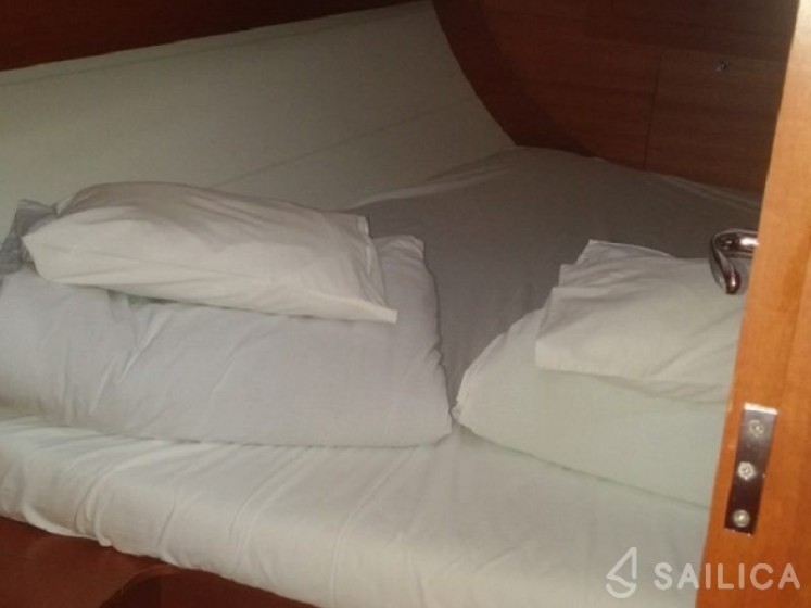 Dufour 382 Grand Large - Yacht Charter Sailica
