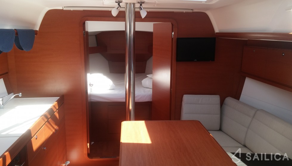 Dufour 382 Grand Large - Yacht Charter Sailica