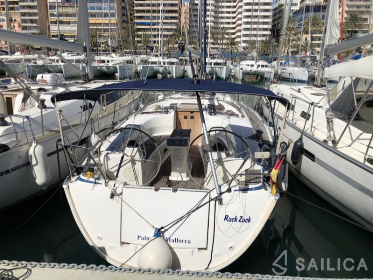 Bavaria 40 Cruiser - Yacht Charter Sailica
