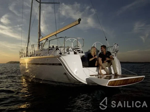 Bavaria 37 Cruiser - Yacht Charter Sailica