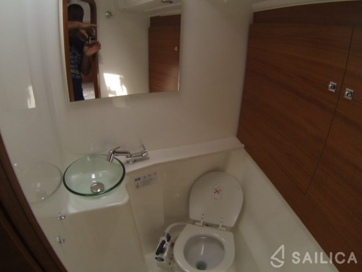 Dufour 460 Grand Large - Yacht Charter Sailica