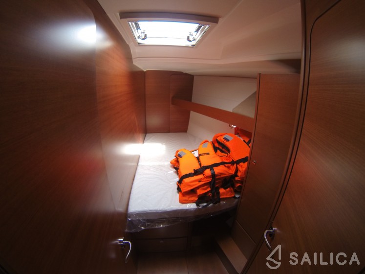 Dufour 460 Grand Large - Yacht Charter Sailica