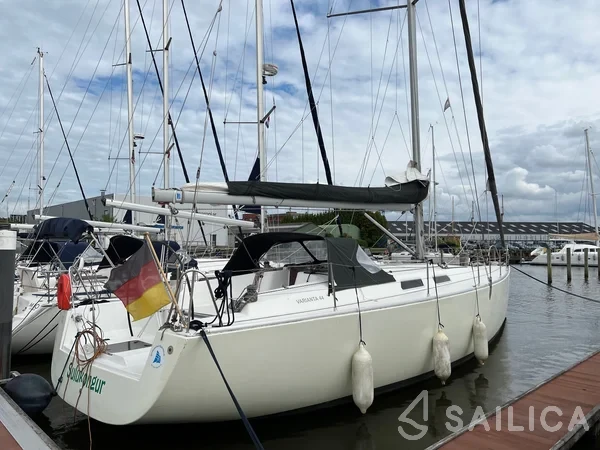 Varianta 44 - Yacht Charter Sailica