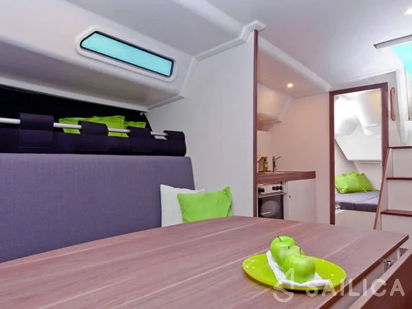 Varianta 44 - Yacht Charter Sailica